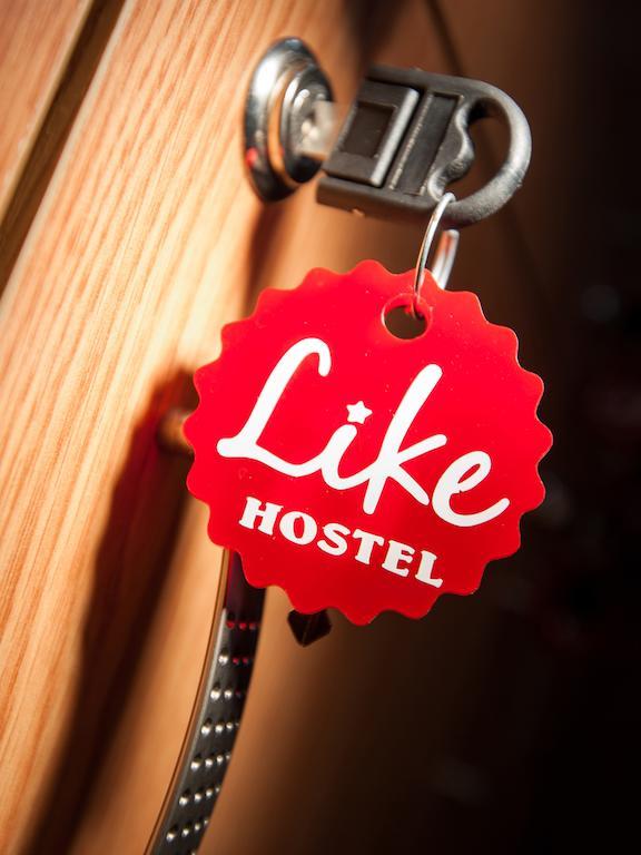 Like Hostel Tsjernivsi Buitenkant foto